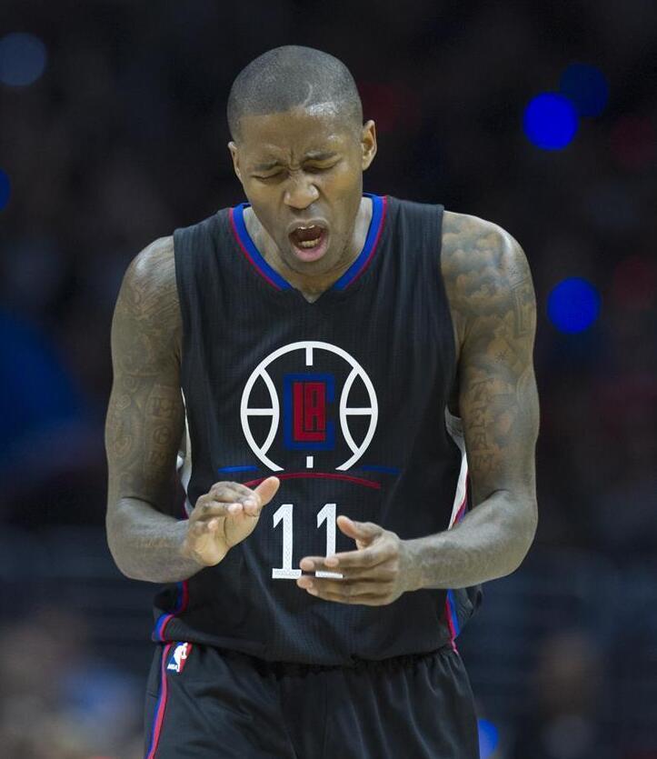 高度下穿人 高度下穿人